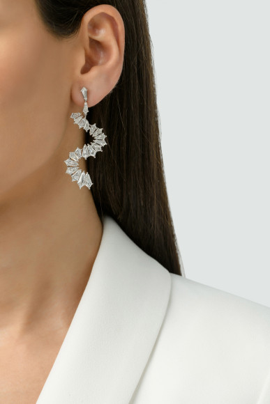 SKE.231894_AK for Kessaris_Moon River Diamond Earrings