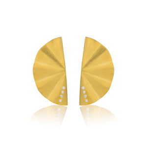 Goldie Medium Geisha Earrings with Diamonds